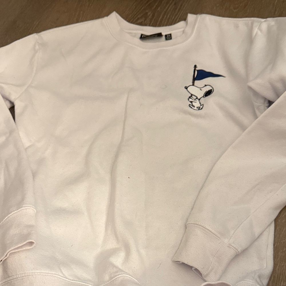 Aeropostale White Crewneck Sweater with Blue Flag Design